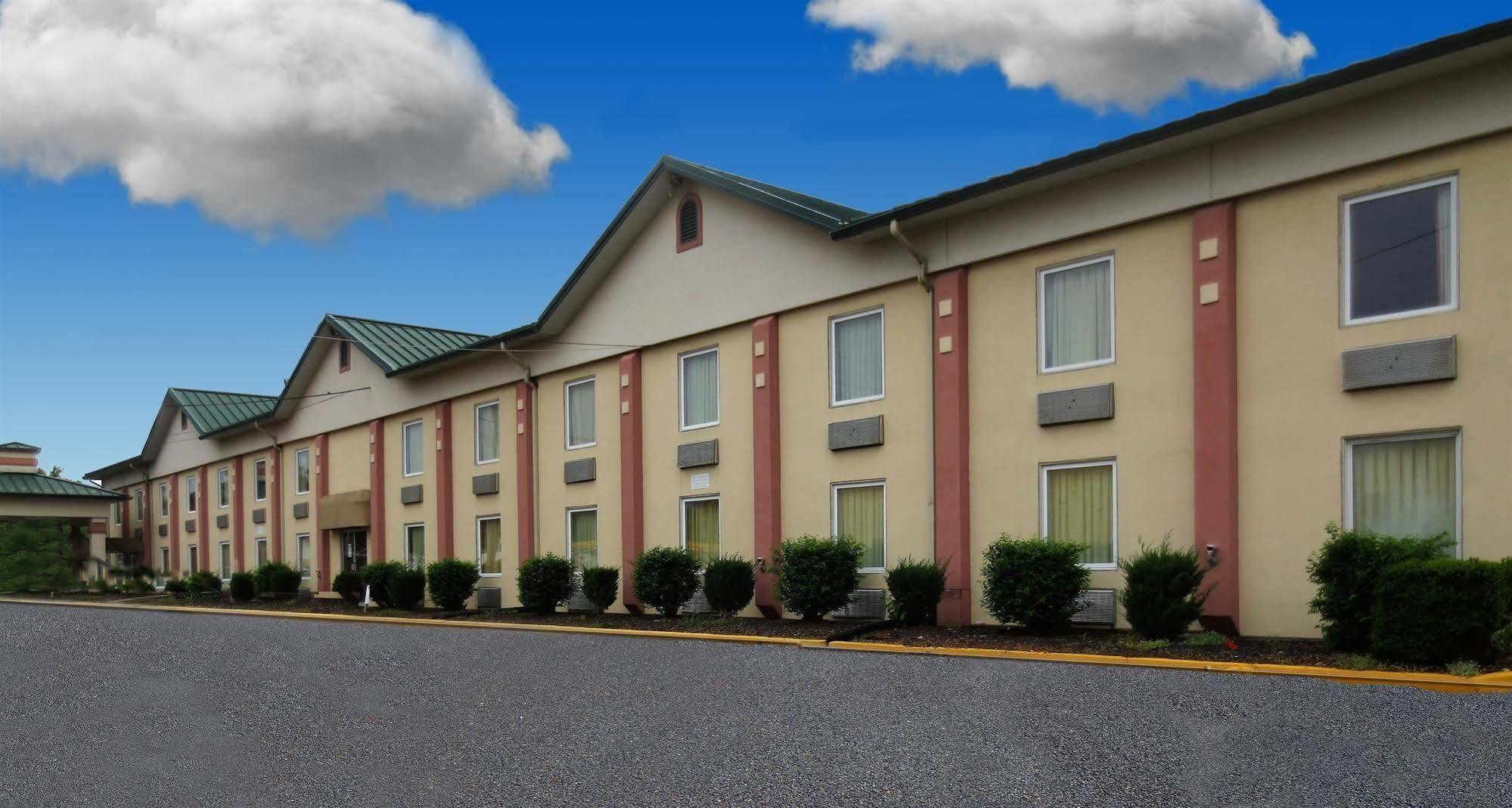 Country Garden & Suites-Benton Exterior foto